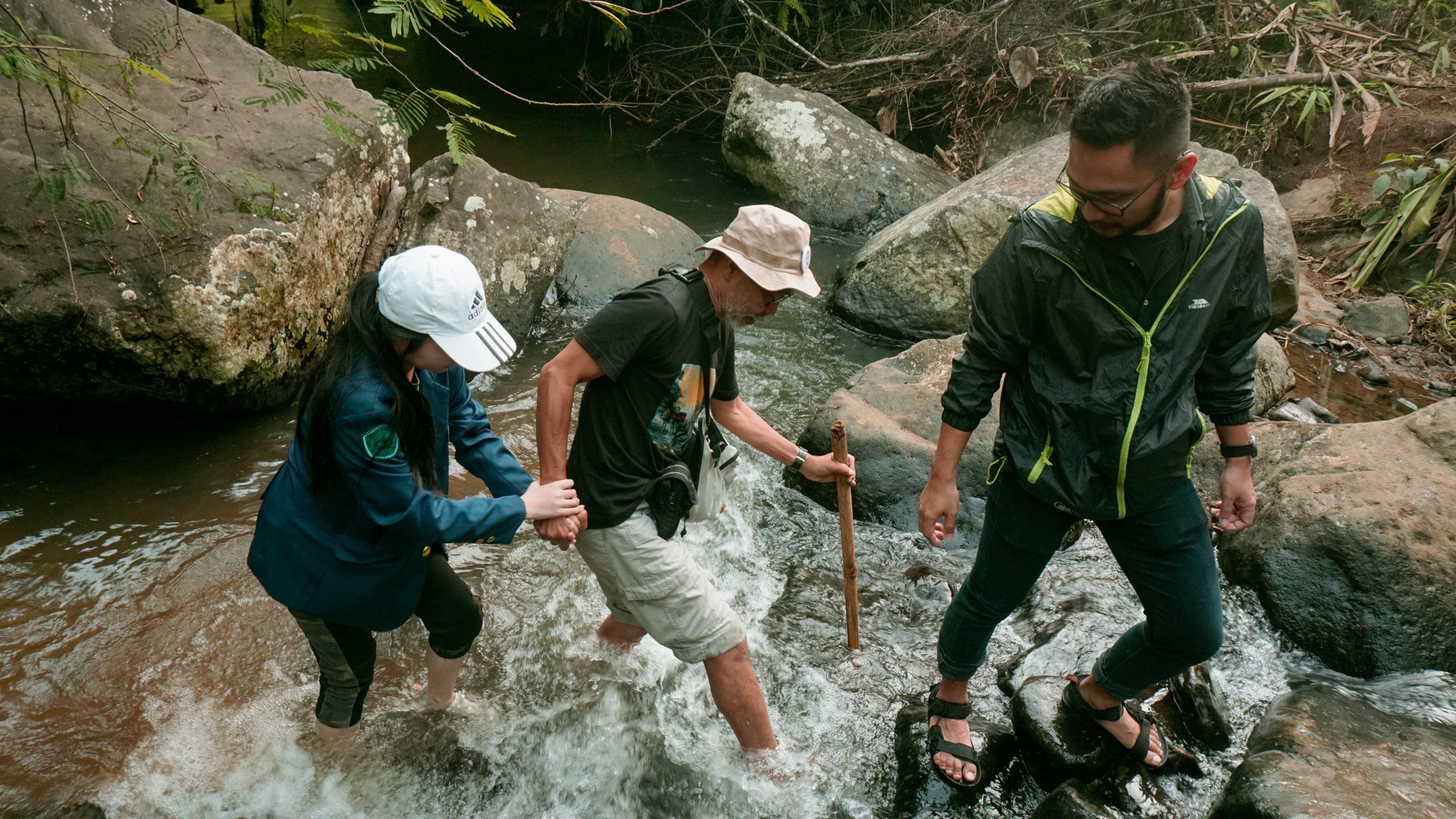 Segarnya air pegunungan